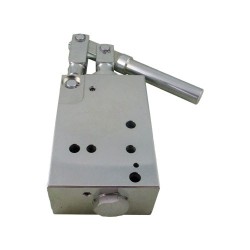 Pompe A main EPM DE 18cm3 ED (levier vers le bas)