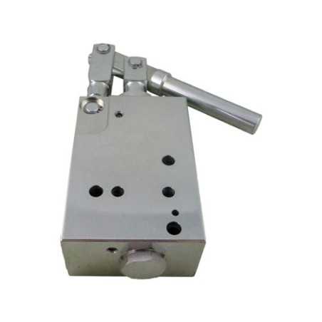 Pompe A main EPM DE 18cm3 ED (levier vers le bas)