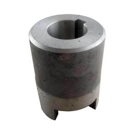 1/2 accouplement pompe taille 05 Ø28 cl.8 lg.57